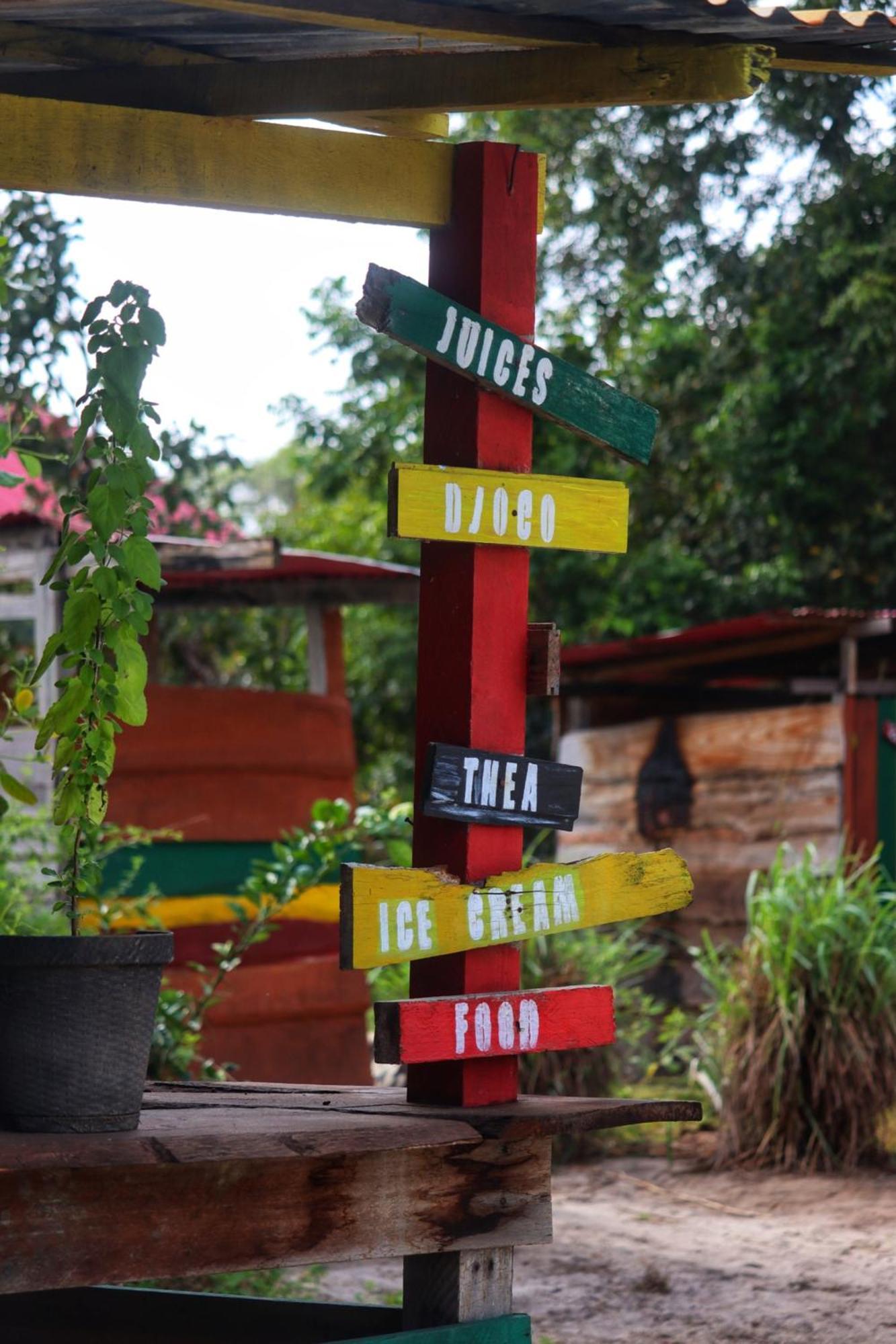 Land Of Promise - Reggae Bar & Eco Village Zanderij Exteriér fotografie